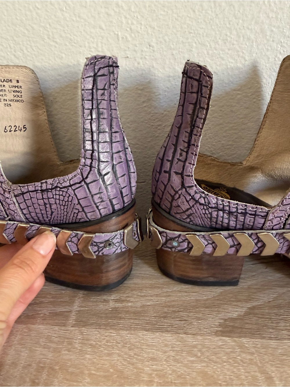 Freebird by Steven Blade purple croco ankle booties Sz 8 - Picture 8 of 9